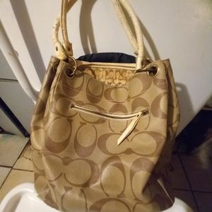 Coach tote
